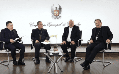 Faro en la noche 23 – Feb