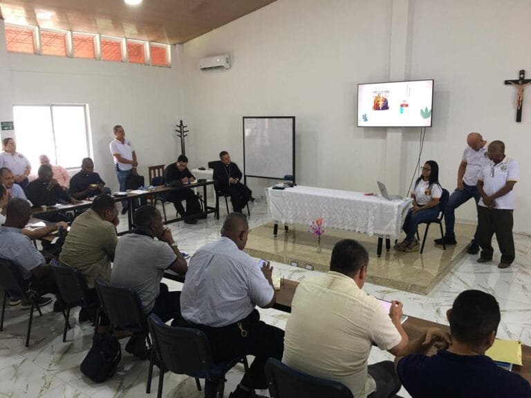 Reunión del Clero de la Diócesis de Buenaventura: Fortaleciendo el Año Jubilar y la Pastoral Familiar.