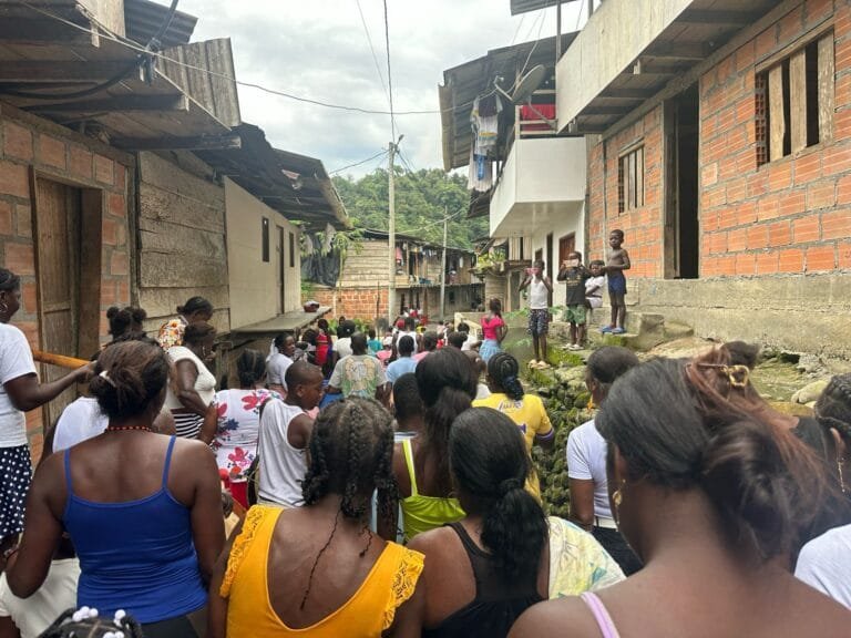 Despedida de la Comunidad de Yurumanguí a Monseñor Rubén Darío Jaramillo Montoya.