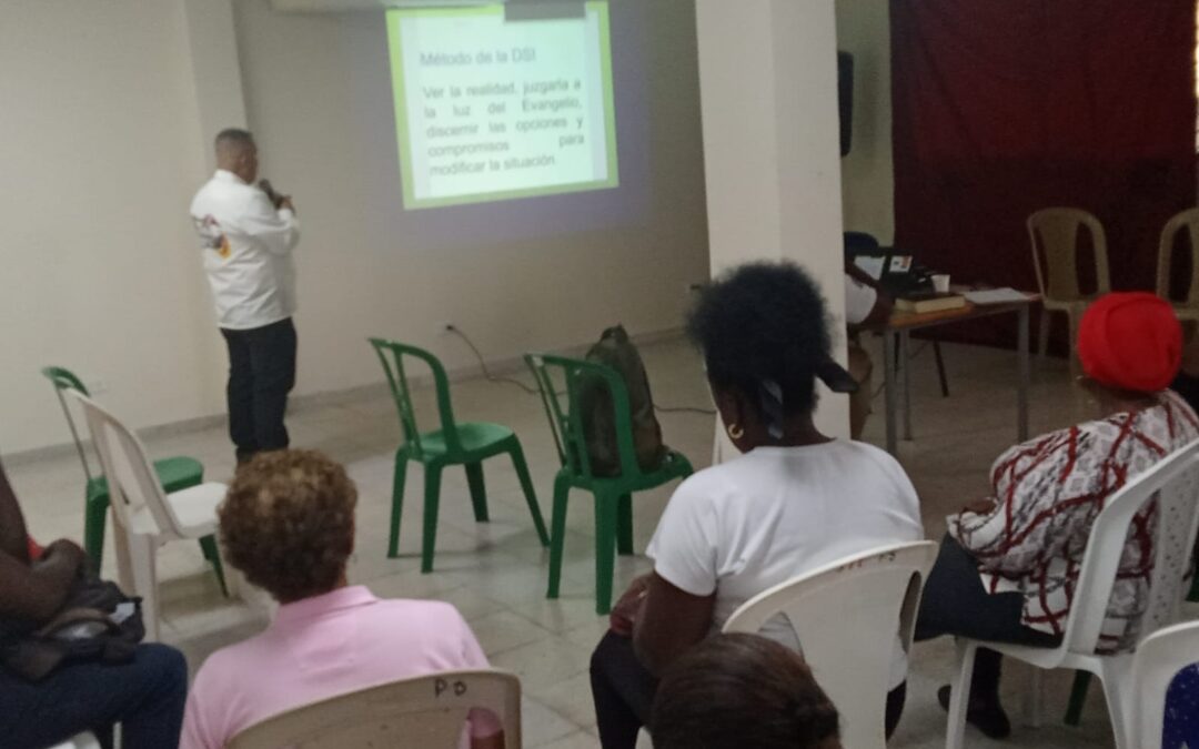 Talleres de Doctrina Social de la Iglesia para Mujeres en Buenaventura