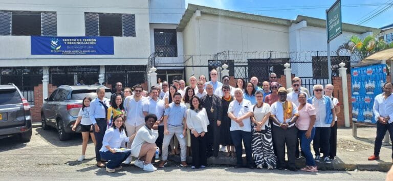 «Donde florece la esperanza: Nace el Centro de Perdón y Reconciliación en Buenaventura»