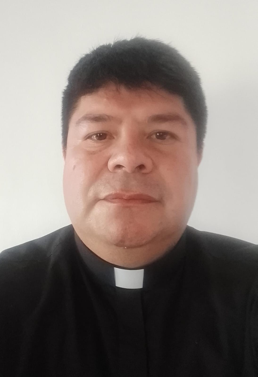 Luis Albeiro Urazan Beltrán Pbro.