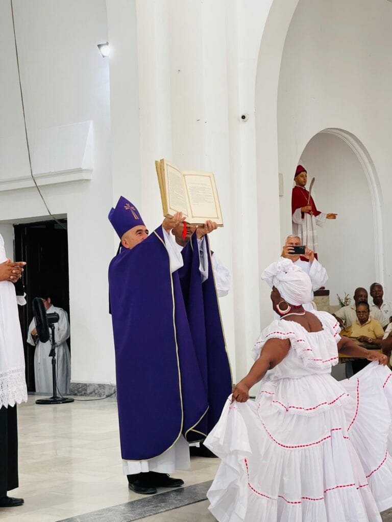 Solemne Eucaristía en la Catedral San Buenaventura marcó la despedida de Monseñor Rubén Darío Jaramillo Montoya