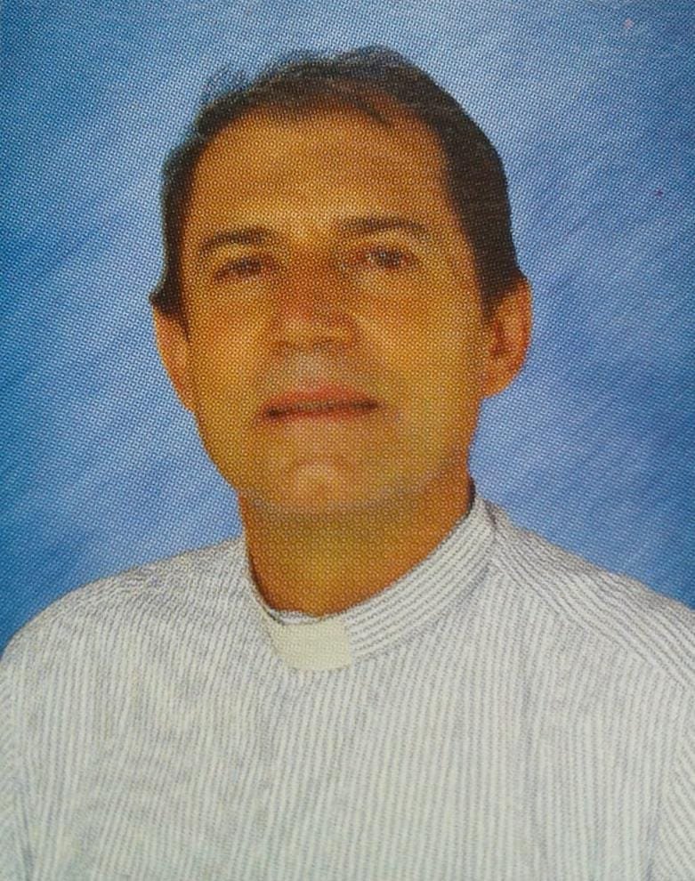 GUSTAVO OCAMPO ARBELAEZ Pbro.